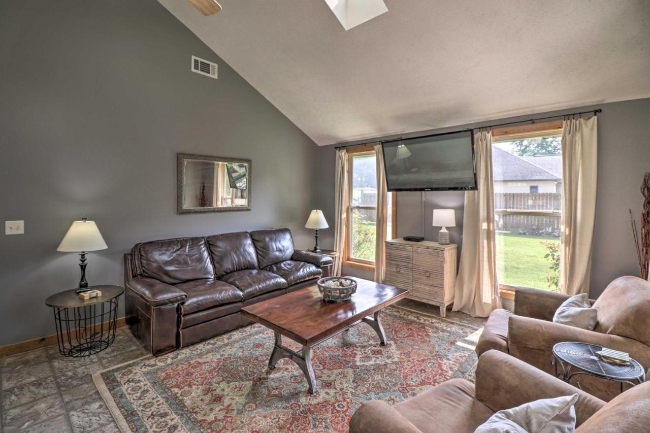 Mountain Home Cottage With Deck On White River! Gassville المظهر الخارجي الصورة