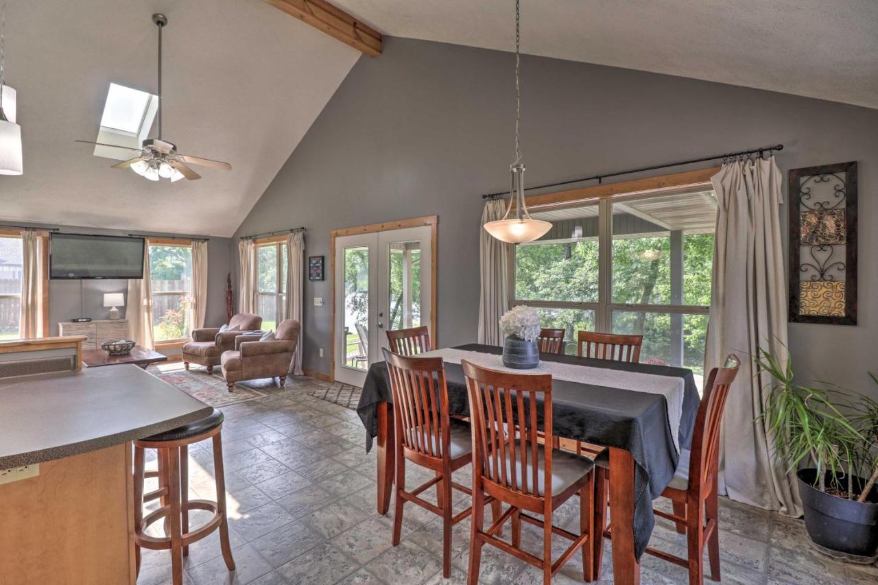 Mountain Home Cottage With Deck On White River! Gassville المظهر الخارجي الصورة